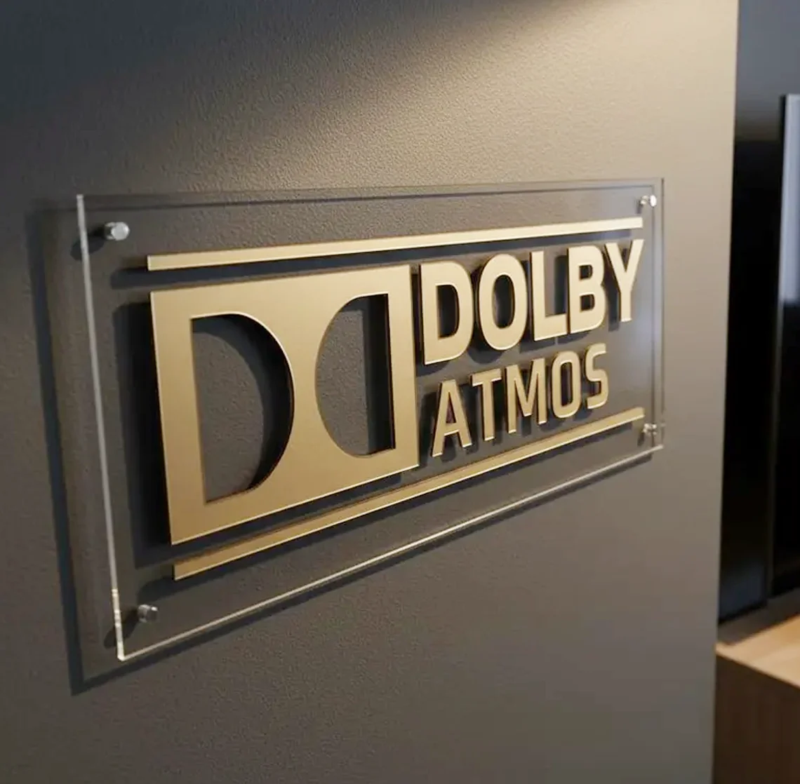 Trójwymiarowy znak Dolby Atmos – Home Cinema Dolby Atmos recenzja i cena